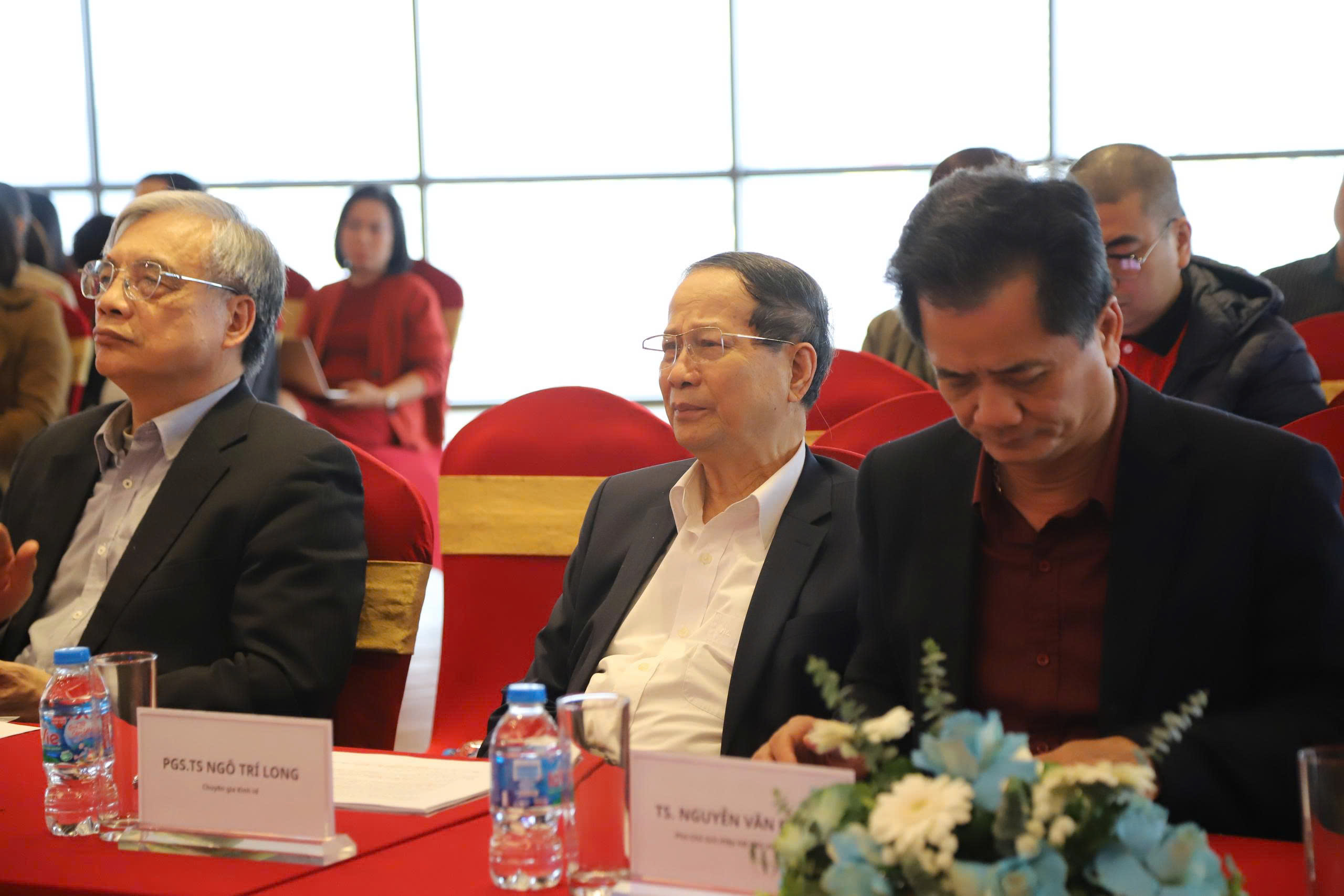 live--hoi-thao--la-ban-dau-tu-2026--tam-diem-dong-tien_696f320a909b0.jpg