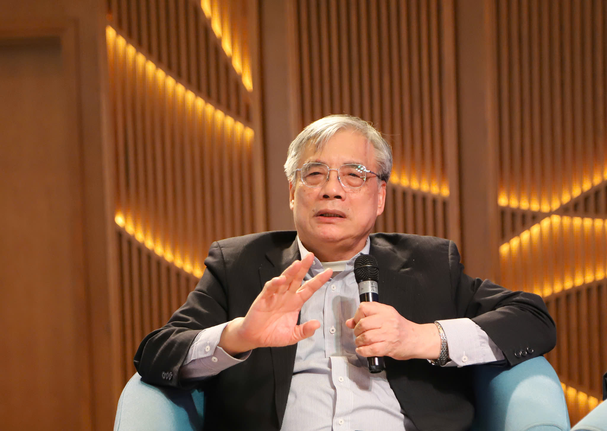 live--hoi-thao--la-ban-dau-tu-2026--tam-diem-dong-tien_696f4ba65a611.jpg
