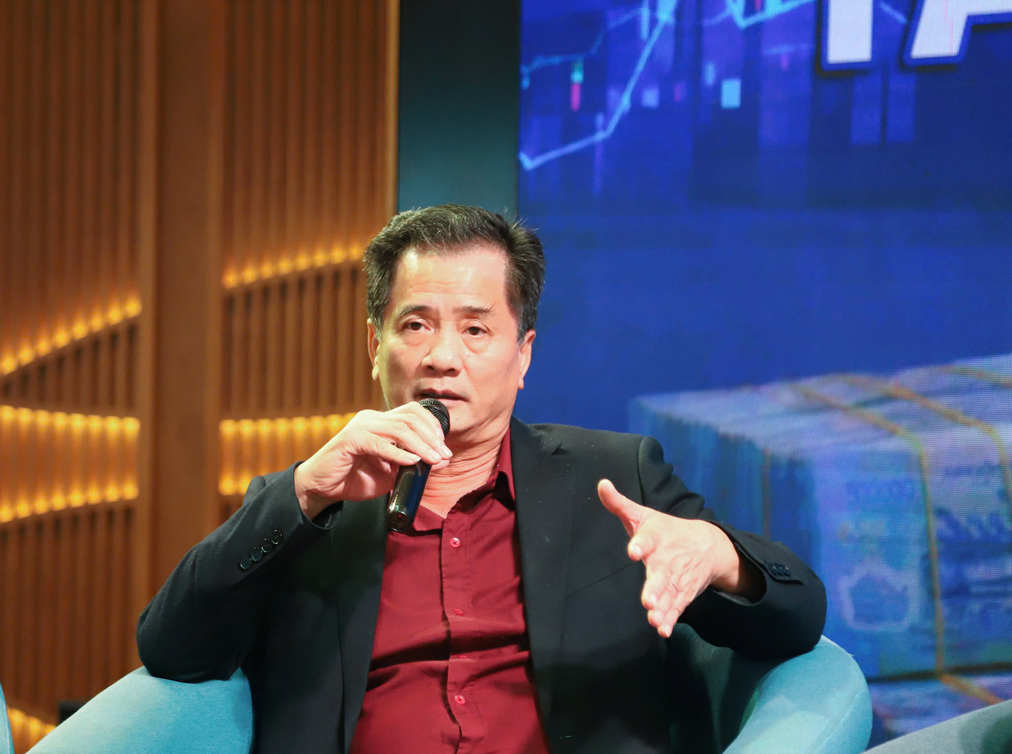 live--hoi-thao--la-ban-dau-tu-2026--tam-diem-dong-tien_696f508f127e5.jpg
