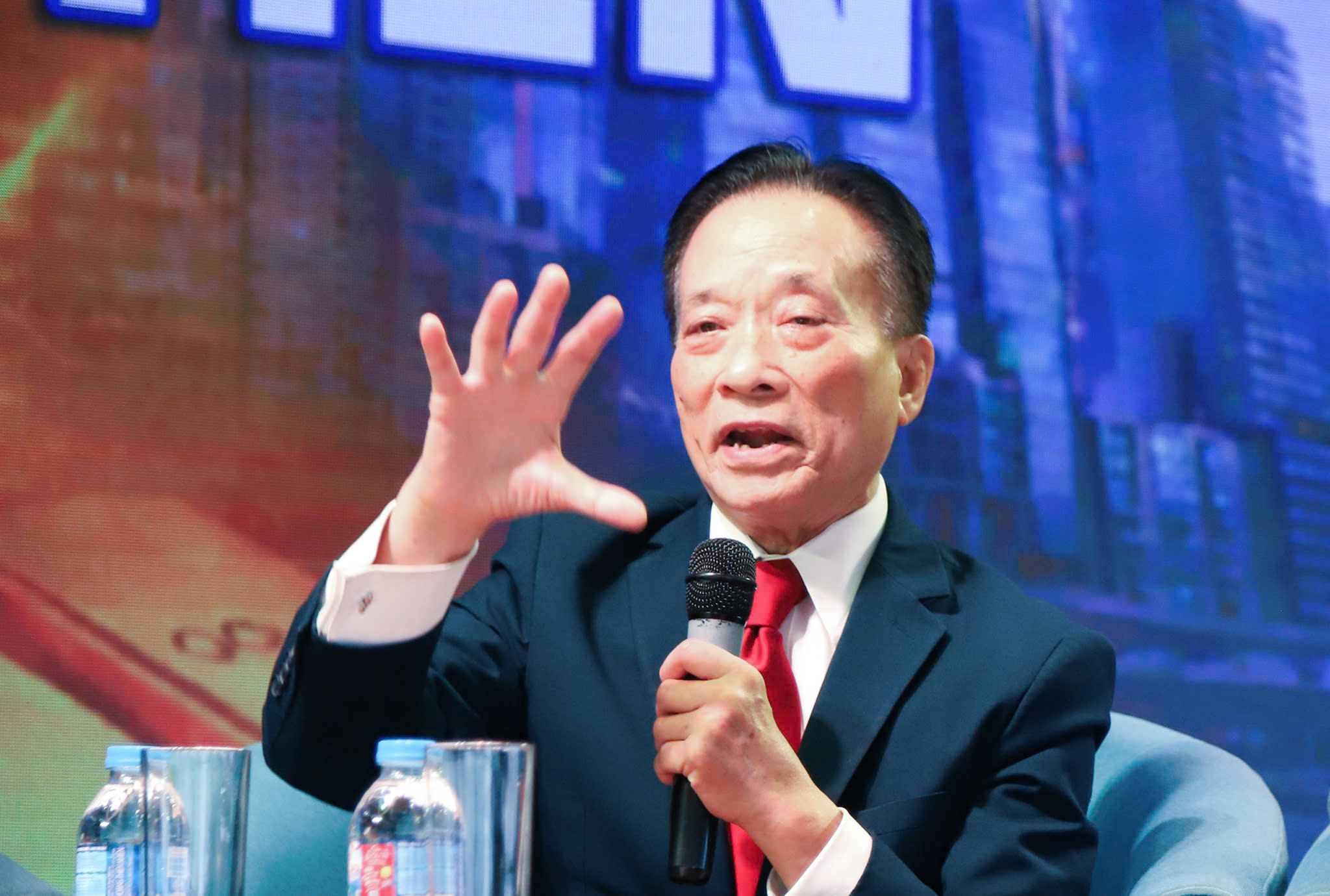 live--hoi-thao--la-ban-dau-tu-2026--tam-diem-dong-tien_696f59aa3e4e1.jpg