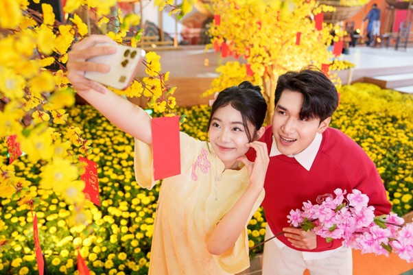 12-ngay-mo-cua--hoi-cho-mua-xuan-2026-don-hon-nua-trieu-luot-khach-ghe-tham_6992a07b9a71d.jpg