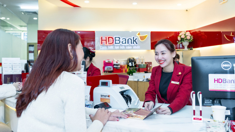 HDBank “chơi lớn” cuối năm: Chốt quyền gần 30% cổ tức & cổ phiếu thưởng sau thông báo thoái vốn khỏi Vietjet