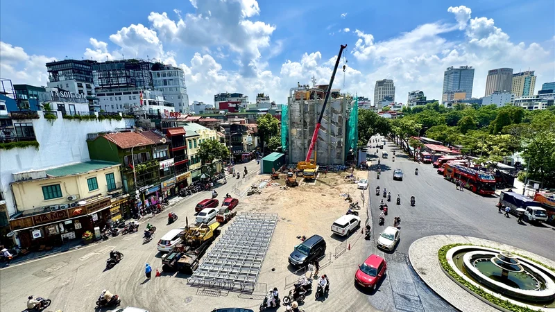 Dân mạng “dậy sóng” trước ngôi nhà được đền bù 400 tỷ đồng gần hồ Gươm