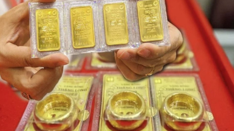 Ngày 30/12: Vừa mở cửa, giá vàng giảm sốc tiếp 3,5 triệu đồng/lượng