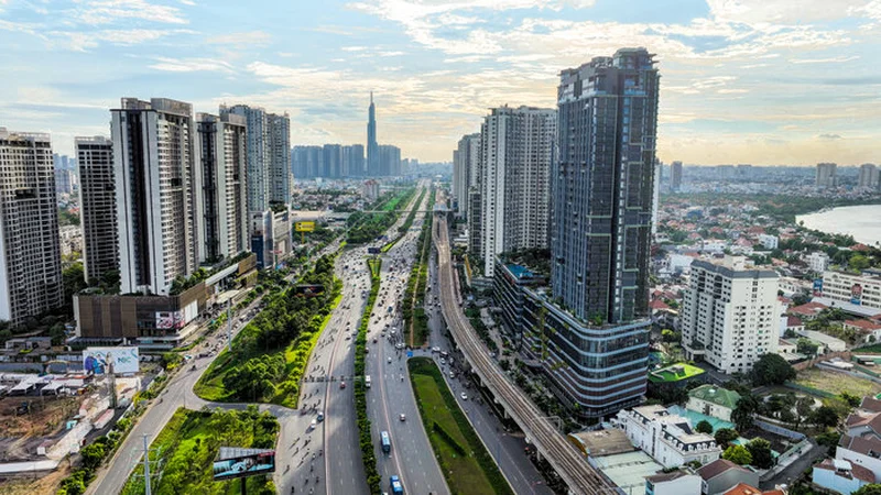 Nhà đầu tư nước ngoài rót hơn 5,7 tỷ USD vào thị trường bất động sản