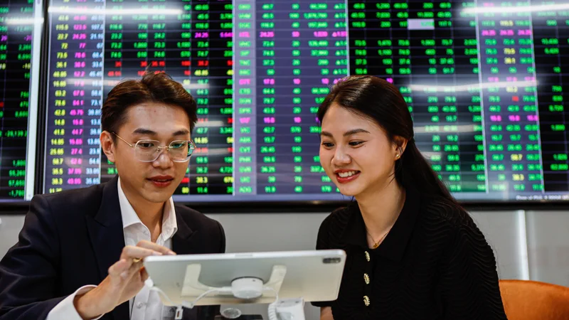 BẤT NGỜ CHƯA? 11% dân số Việt Nam đã có tài khoản chứng khoán!