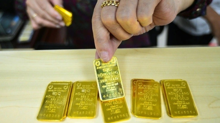 Giá vàng 19/1: Vọt tăng 2,2 triệu đồng/lượng
