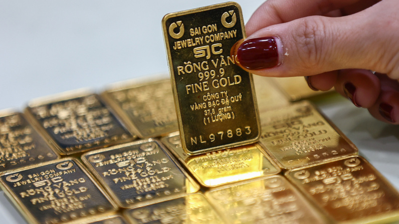 Giá vàng 21/1: Tăng sốc 3,1 triệu đồng/lượng, vọt lên mốc cao chưa từng có trong lịch sử