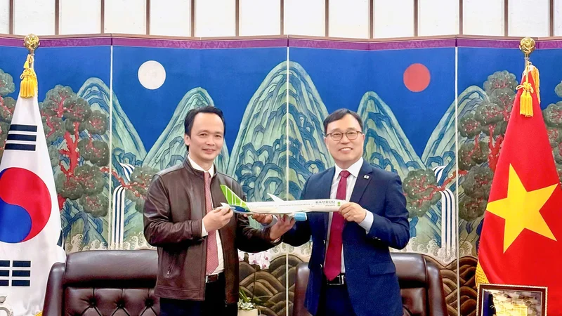 Ông Trịnh Văn Quyết tái xuất thương trường