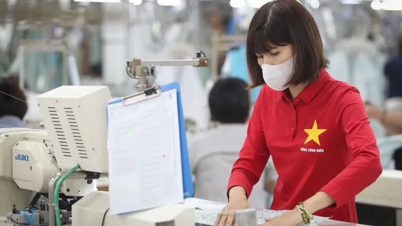 Năm 2025: Cứ 24 doanh nghiệp thành lập mới và quay lại hoạt động thì có 18 doanh nghiệp rút lui khỏi thị trường