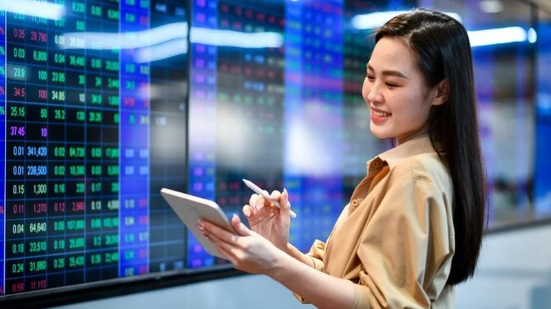 Nhóm dầu khí dẫn sóng, VN-Index tăng sốc sau kỳ nghỉ Tết
