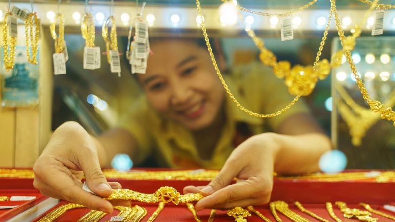 Thủ tướng thúc báo cáo việc thành lập Sàn giao dịch vàng quốc gia