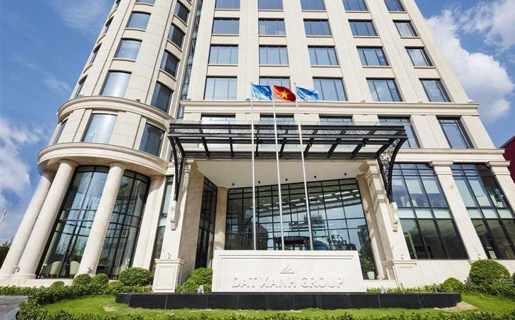 Đất Xanh “khoe” núi tiền mặt khi lợi nhuận… theo quý giảm sâu