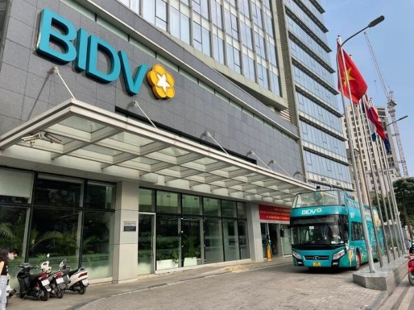 BIDV tính chia cổ tức hơn 30% bằng cổ phiếu sau khi phát hành xong 263 triệu cổ cho 31 nhà đầu tư