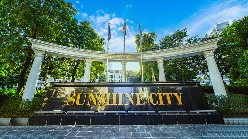 Một thành viên HĐQT Sunshine Group bất ngờ xin từ nhiệm