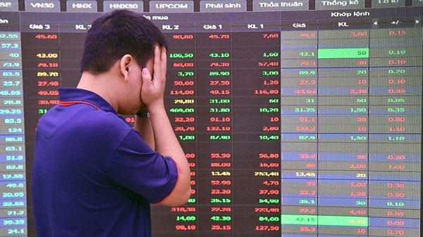 VIC, GAS, PLX, MSN, MCH… giảm sâu, VN- Index bị “thổi bay” 51 điểm phiên cuối tuần