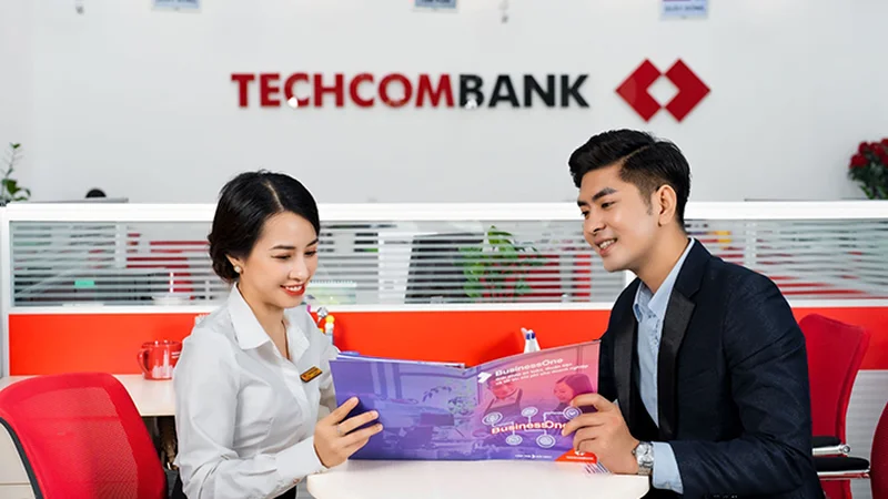 Techcombank chốt lịch họp cổ đông sau năm lãi kỷ lục và âm thầm “phanh gấp” tín dụng bất động sản