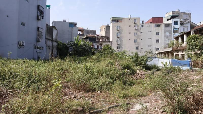 Sốt ruột với 341 dự án “ôm đất vàng” bỏ hoang, Hà Nội đưa ra bài test năng lực, chủ đầu tư chậm báo cáo có thể bị thu hồi ngay