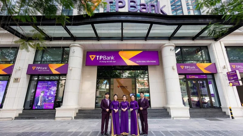 NÓNG: Con gái ông Đỗ Anh Tú ứng cử HĐQT TPBank