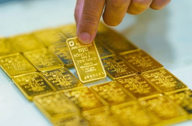 Giá vàng 9/4: “Bốc hơi” 3,5 triệu đồng mỗi lượng khi vừa mở cửa
