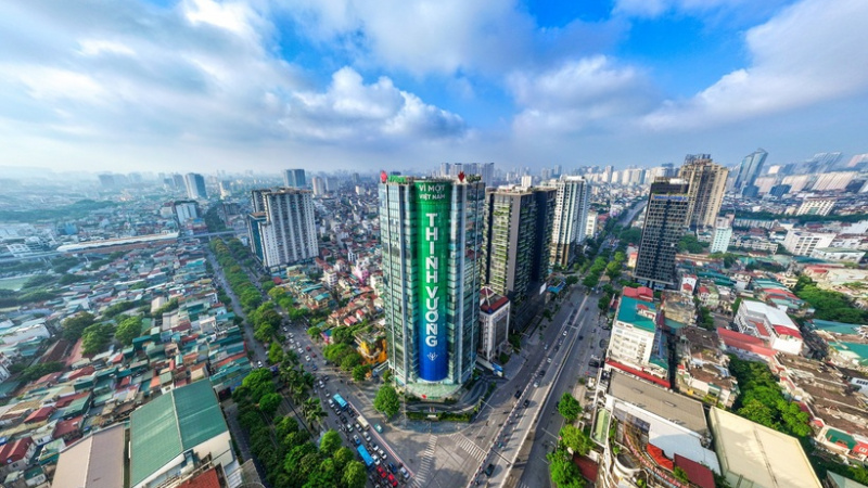 Cuộc đua ngân hàng trăm nghìn tỷ đang nóng lên: Sau Techcombank đến lượt VPBank phát hành hơn 2 tỷ cổ phiếu để tăng vốn