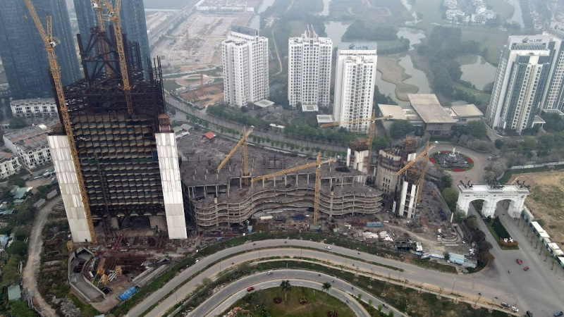 "Ông lớn" bất động sản nào sẽ là chủ nhân mới của VietinBank Tower bỏ hoang ở Ciputra?