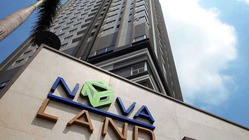 NVL giảm sàn về 11.050 đồng, dư bán gần 50 triệu cổ phiếu: Cơ hội hay rủi ro trước ngày chốt phát hành thêm 8.000 tỷ?